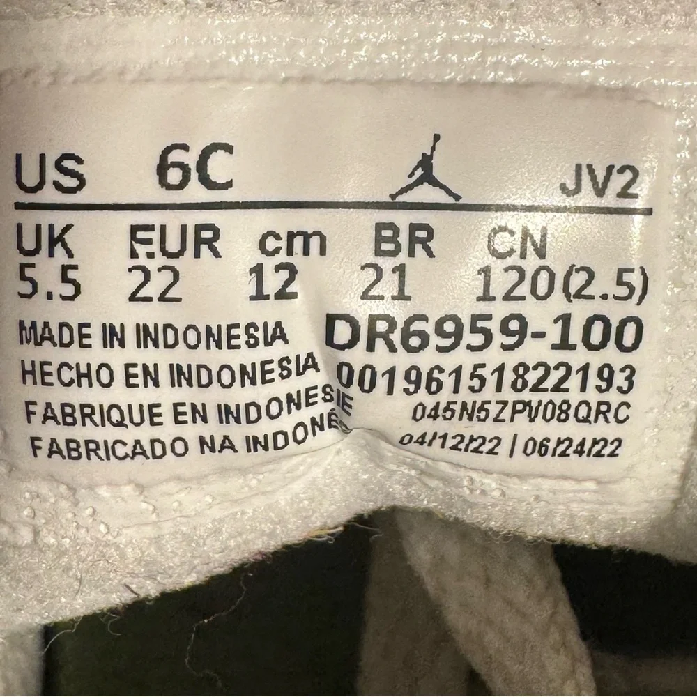 Nike Air Jordan 1 Mid SE TD 'Messy Room' Shoes DR6959-100 Toddler Size 6C - Picture 9 of 9